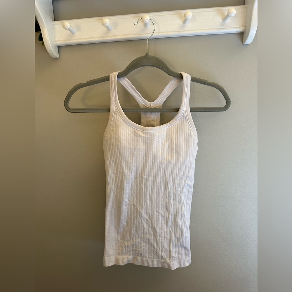 Lululemon Ebb to Street Tank